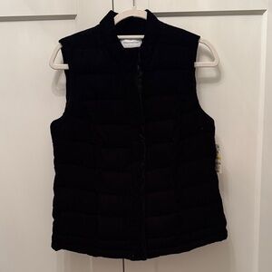 Women's Black Puffer Vest